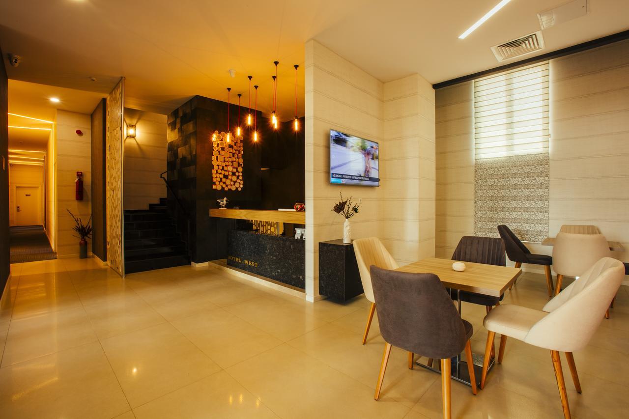 Otel West 3*